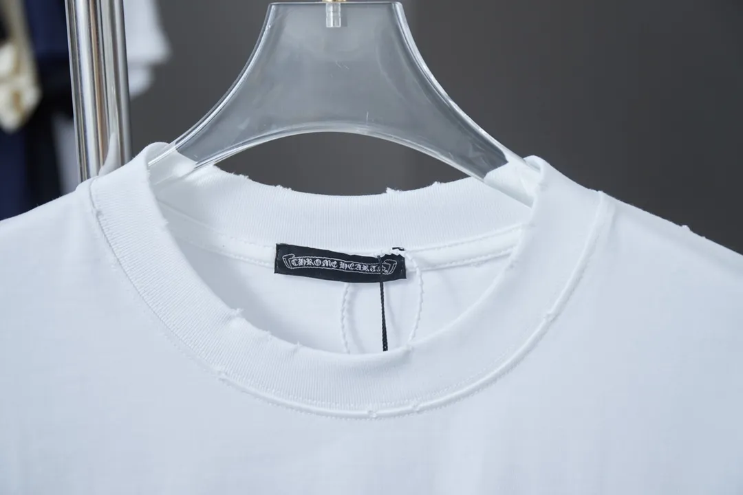 🅿️220 Ch*ome Hearte 25SS early spring new style, appliqué embroidered heart cross short sleeves, light luxury, essential item for daily commuting for men and women, correct version, welcome to compare, detailed features · 320g 100% pure cotton double yarn jersey fabric · Custom dyed in the same vat, special thickened 32 pieces double-strand 1X1 thread · Imported Tajima machine embroidery tatami embroidery ➕This cloth patch embroidery · Hand-stitched Croxin hardware accessories · Hand-made fraying of collar, cuffs and hem · Double-needle stitching across seams · Original main mark, washed tag, branded moisture-proof paper packaging Color: Black/White/Pink Size: S/M/L/XL